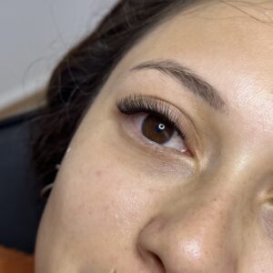 extensiones de pestañas volumen híbrido (seña)